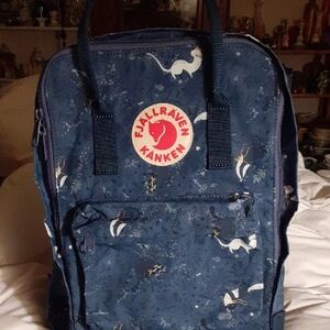 Nwot Fjallraven Kånken Fox Fable Blue Edition  Laptop Padded Backpack